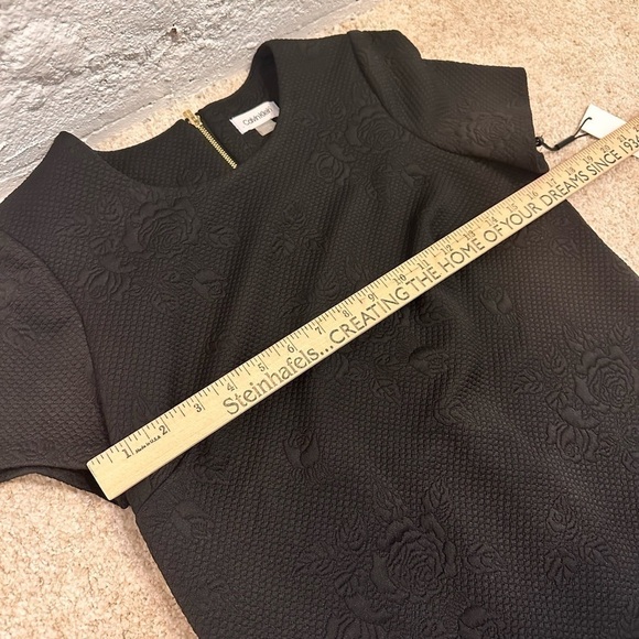 NWT Calvin Klein Black Dress Rose Embossed Gold Zippered Women’s Size 10 Classy - Picture 7 of 12